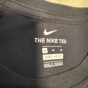 Men’s Nike T-shirt GUC